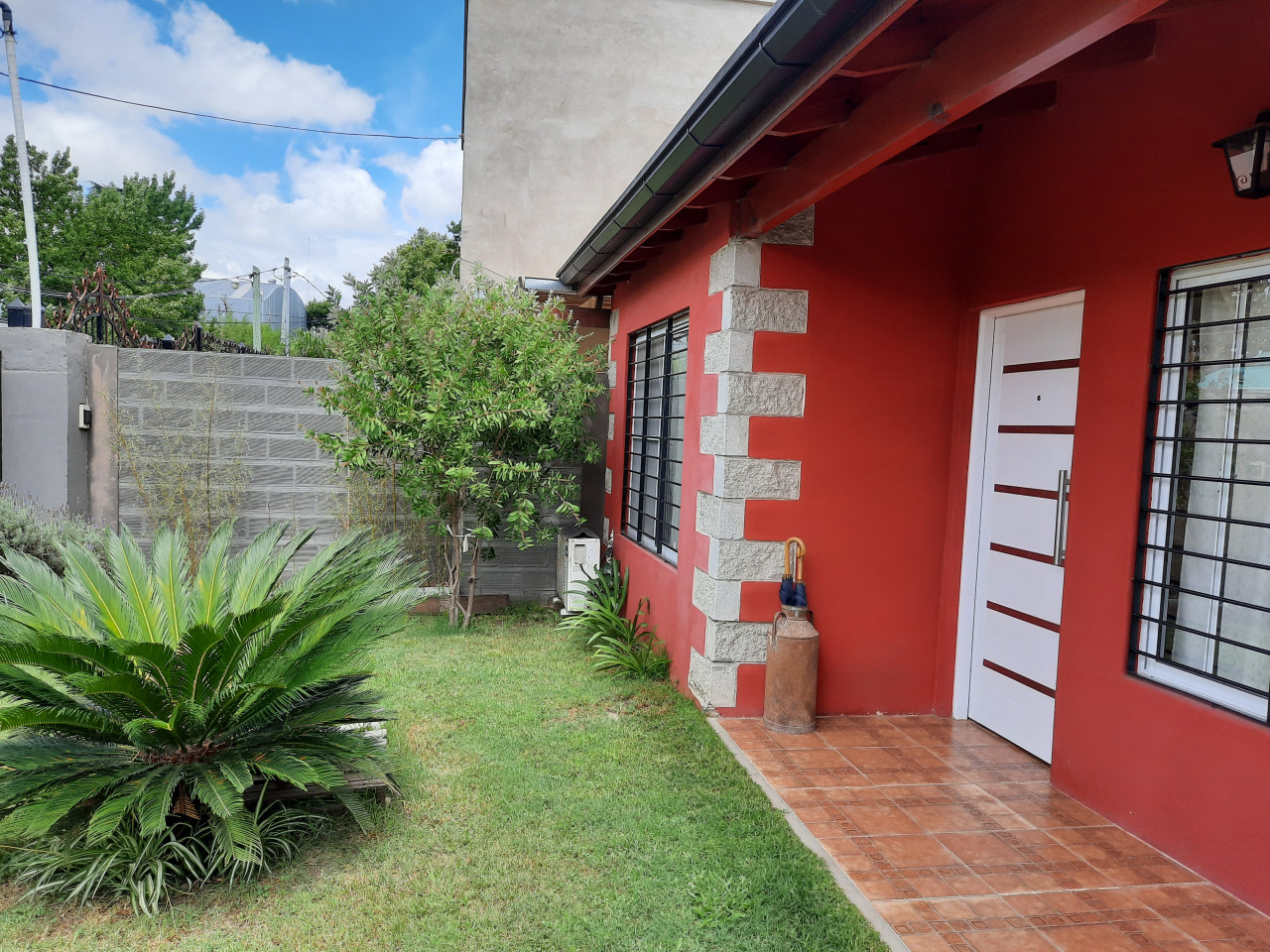 Casa en venta en complejo cerrado