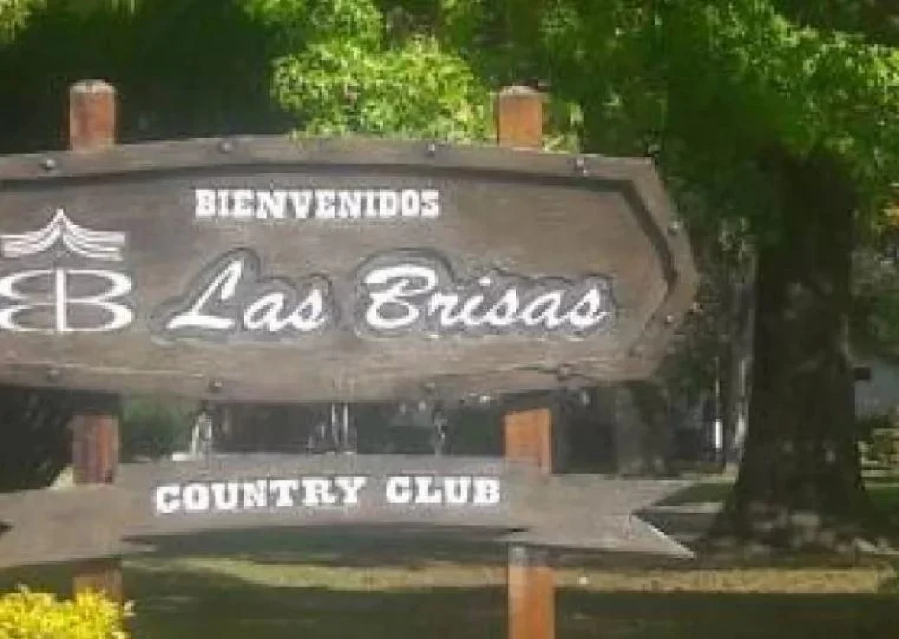 ULTIMOS LOTES EN COUNTRY CLUB LAS BRISAS