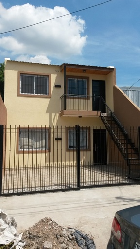 Departamento De 3 Ambientes Con Cochera En Planta Baja En Venta, Apto Crédito En José C. Paz!