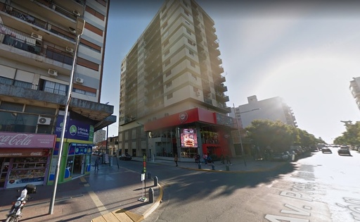 Departamento de 4 ambientes con dependencia en venta en San Miguel.