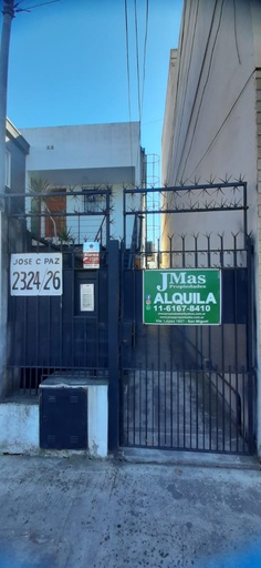 Departamento de 2 ambientes en venta en el centro de José C. Paz!