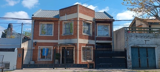 Casa de 4 ambientes apta crédito en venta en San Miguel